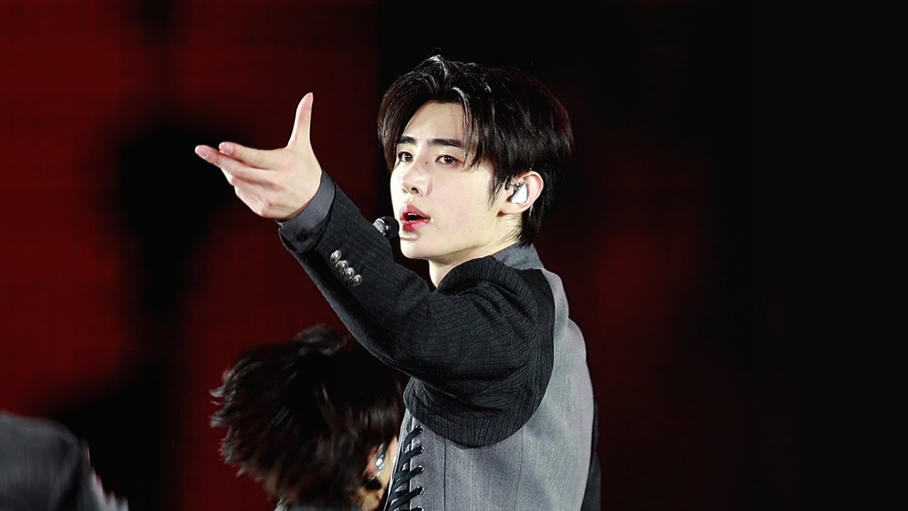 241005 ENHYPEN Still monster 성훈 직캠 (SUNGHOON FANCAM) @ walk the line in goyang