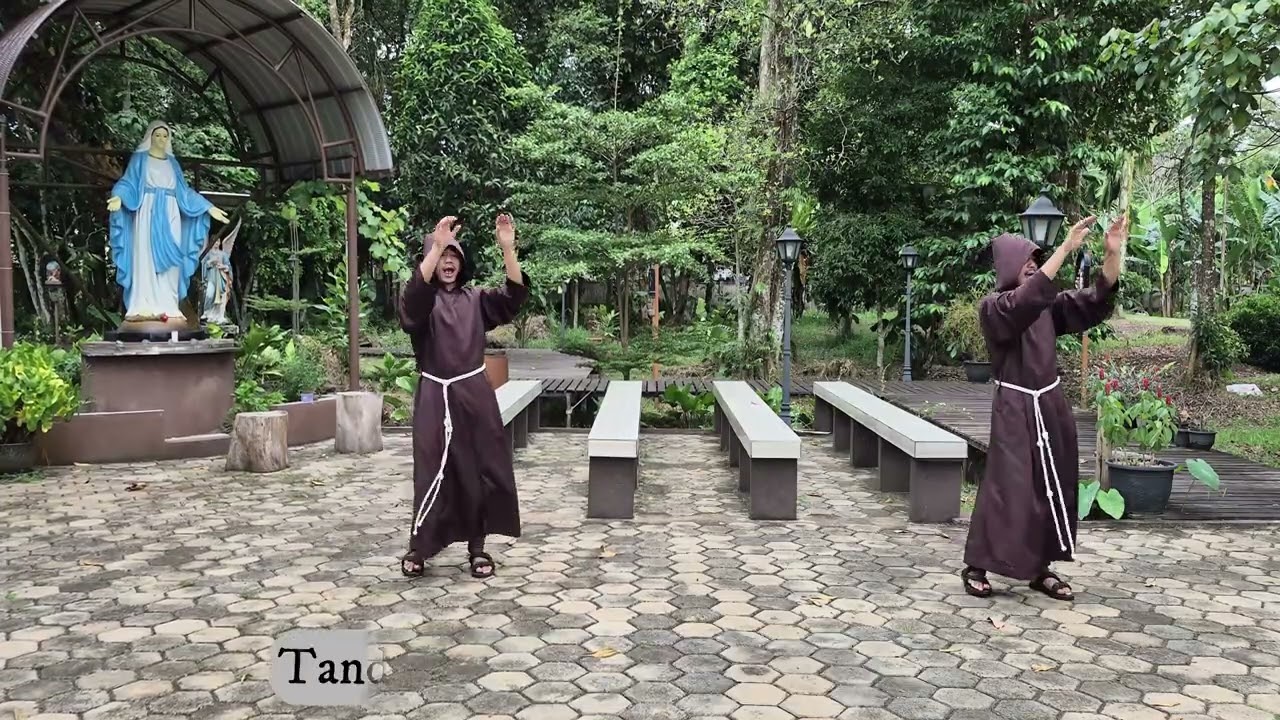 Ku Angkat Tangan Ku Gerak dan Lagu Oleh Fr. Yoga. OFM. Cap