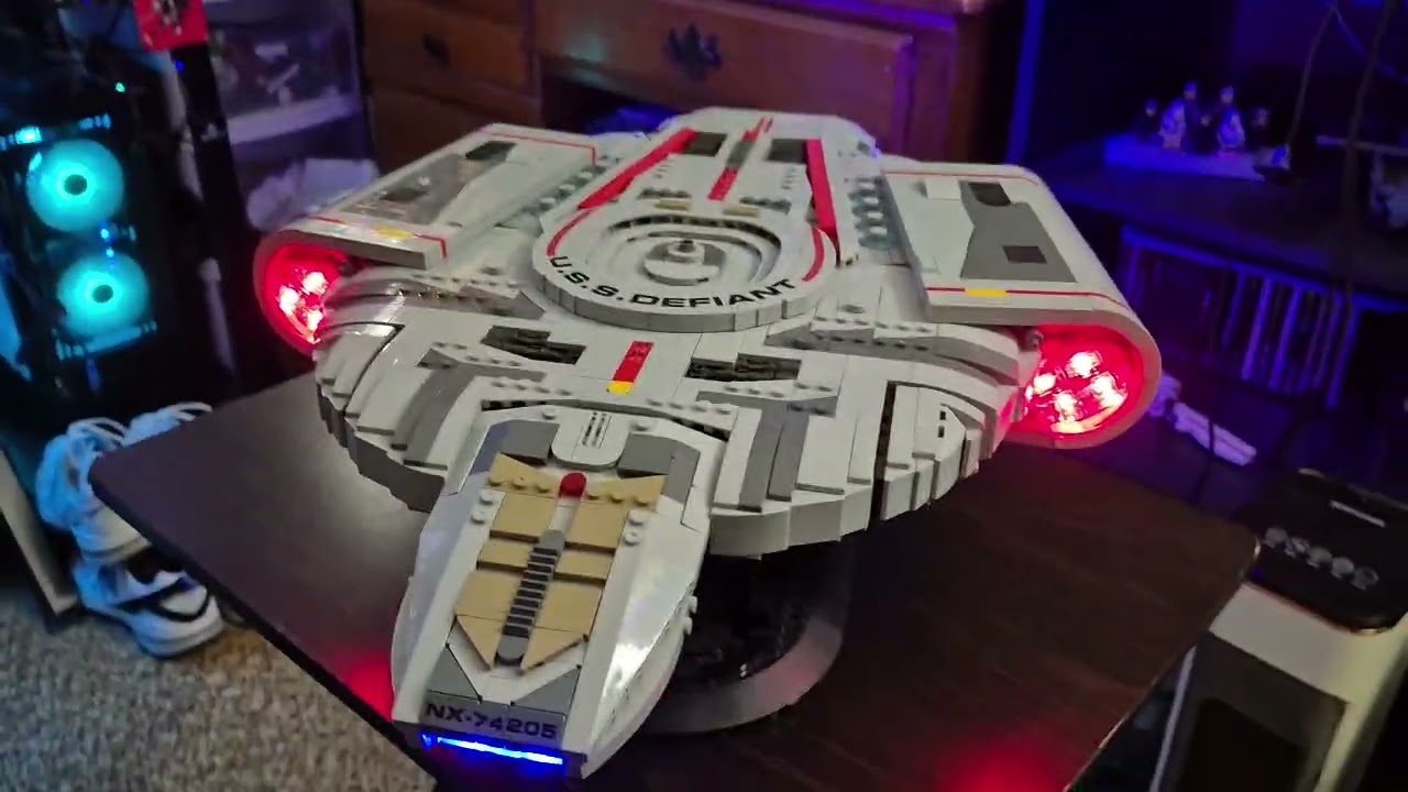 Lit Defiant Showcase