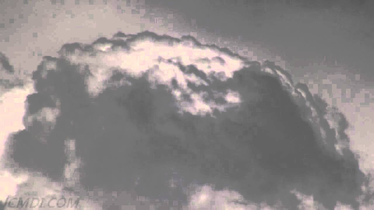 Zoomed super hazy cumulus billows realtime (clouds only) V10037