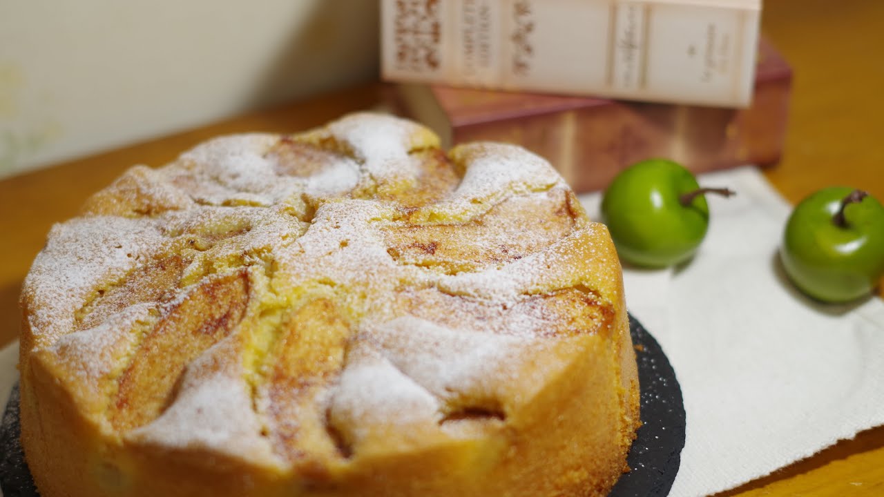 【生地の分離なし】シャキシャキりんごのバターケーキ　Apple buttercake　（１８cmスポンジ型一台分）
