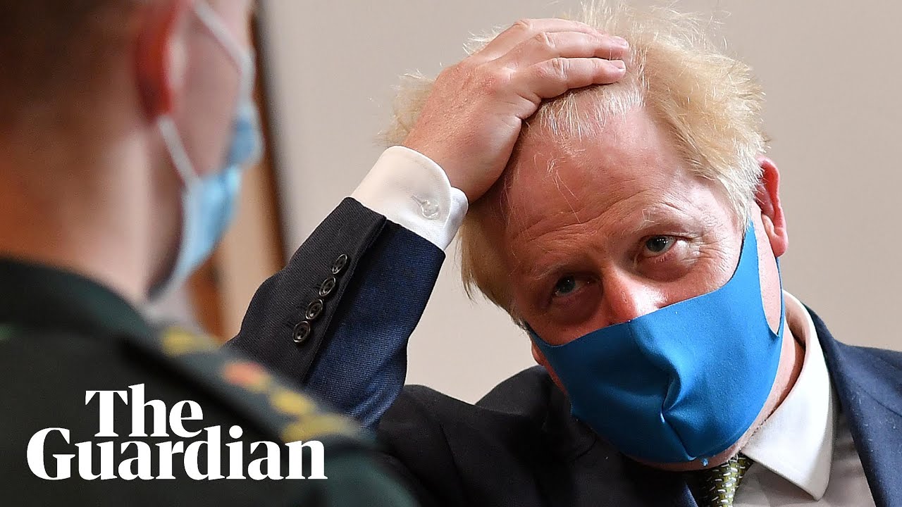 Boris Johnson: face masks should be worn in shops in England