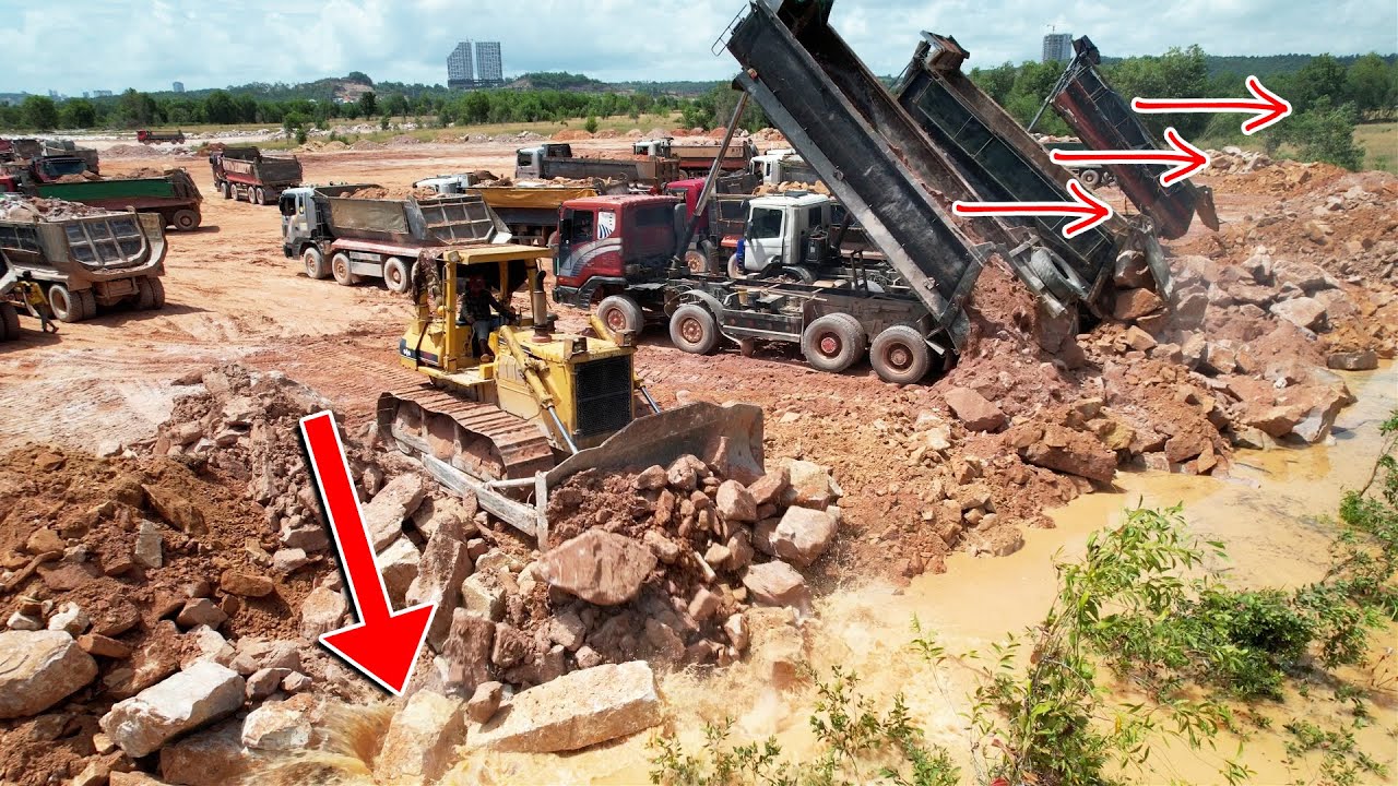 Ep63#Excellent Skills Operator Strong Power #Trucks #Dozer #Pushing #Moving & #Clearing Field Mud