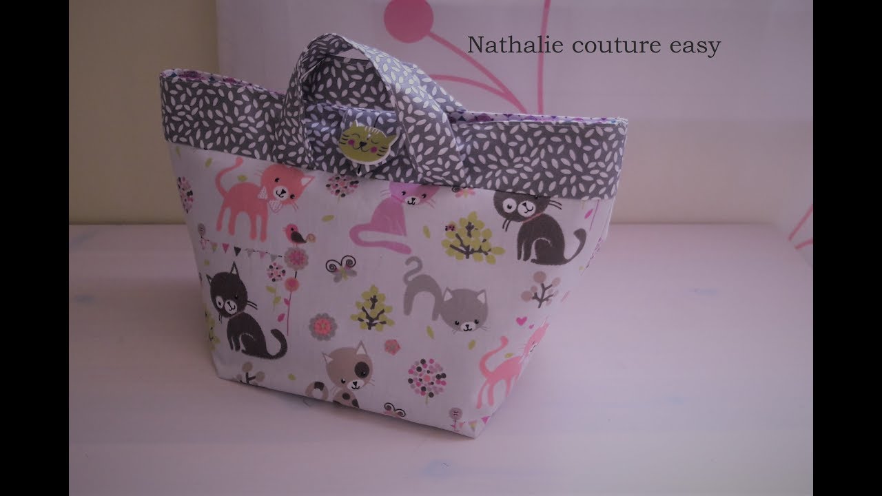 Tutoriel pour confectionner cette pochette avec deux petites anses et une boutonnière