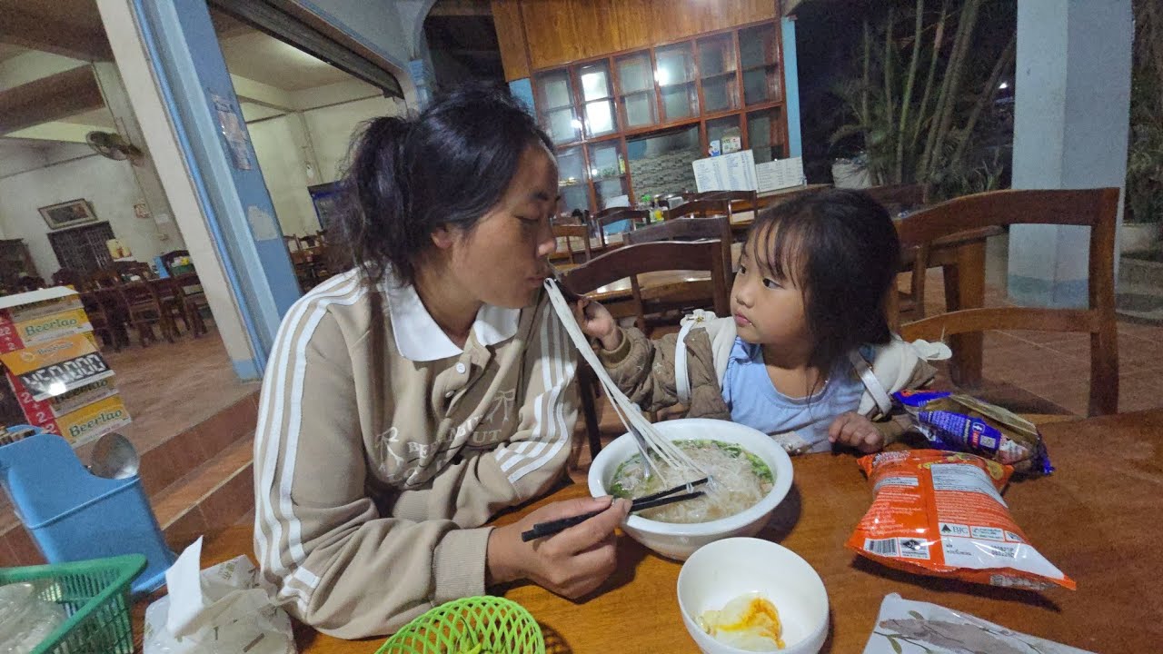 Nyuaj nyuaj siab li ce peb lo mu tsev lawm os