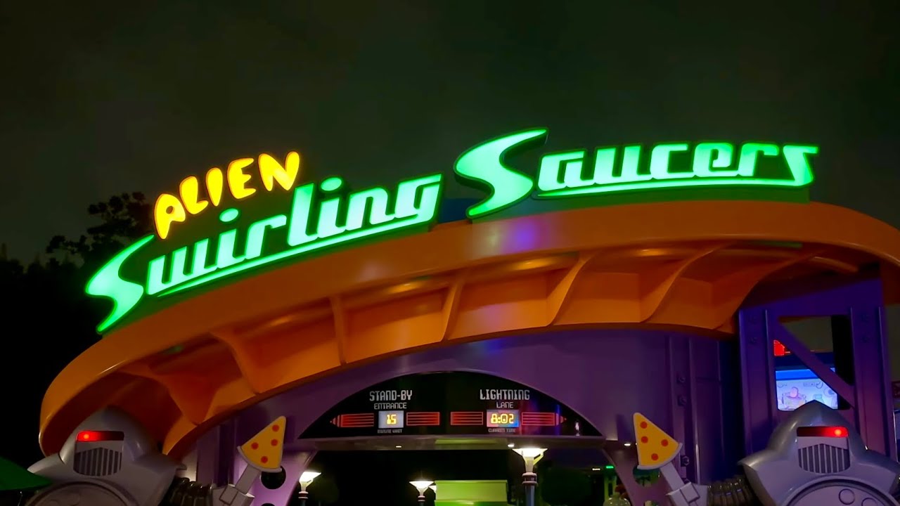 Alien Swirling Saucers - Complete Ride Experience at Disney's Hollywood Studios