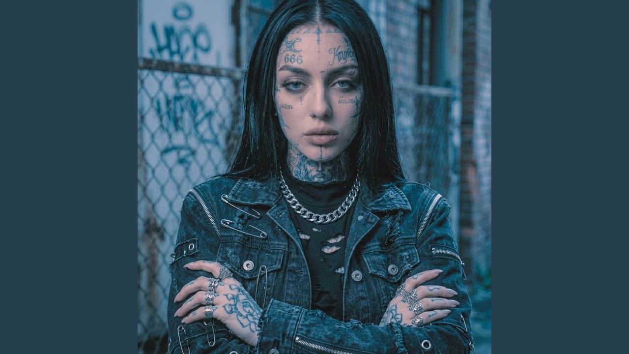 Шахматный Район (Russian Gang Queen Rap)
