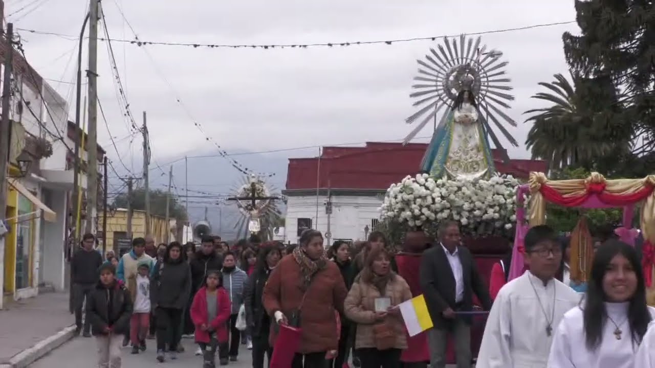 Procesión con las imágenes del Señor y la Virgen del Milagro - Pquia Ntra Sra del Rosario