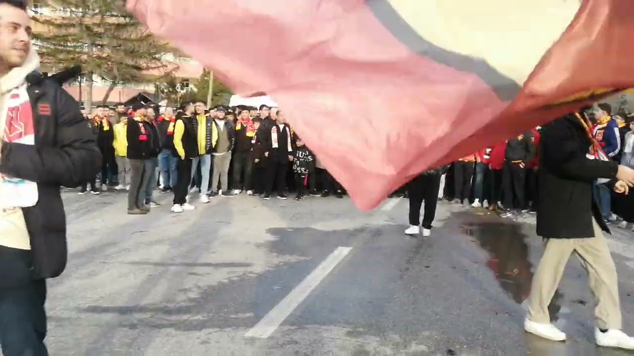 Kayserispor'un taraftar grubu Kapalı Kale tesisi ziyaret etti Kocaelispor maçı öncesi 