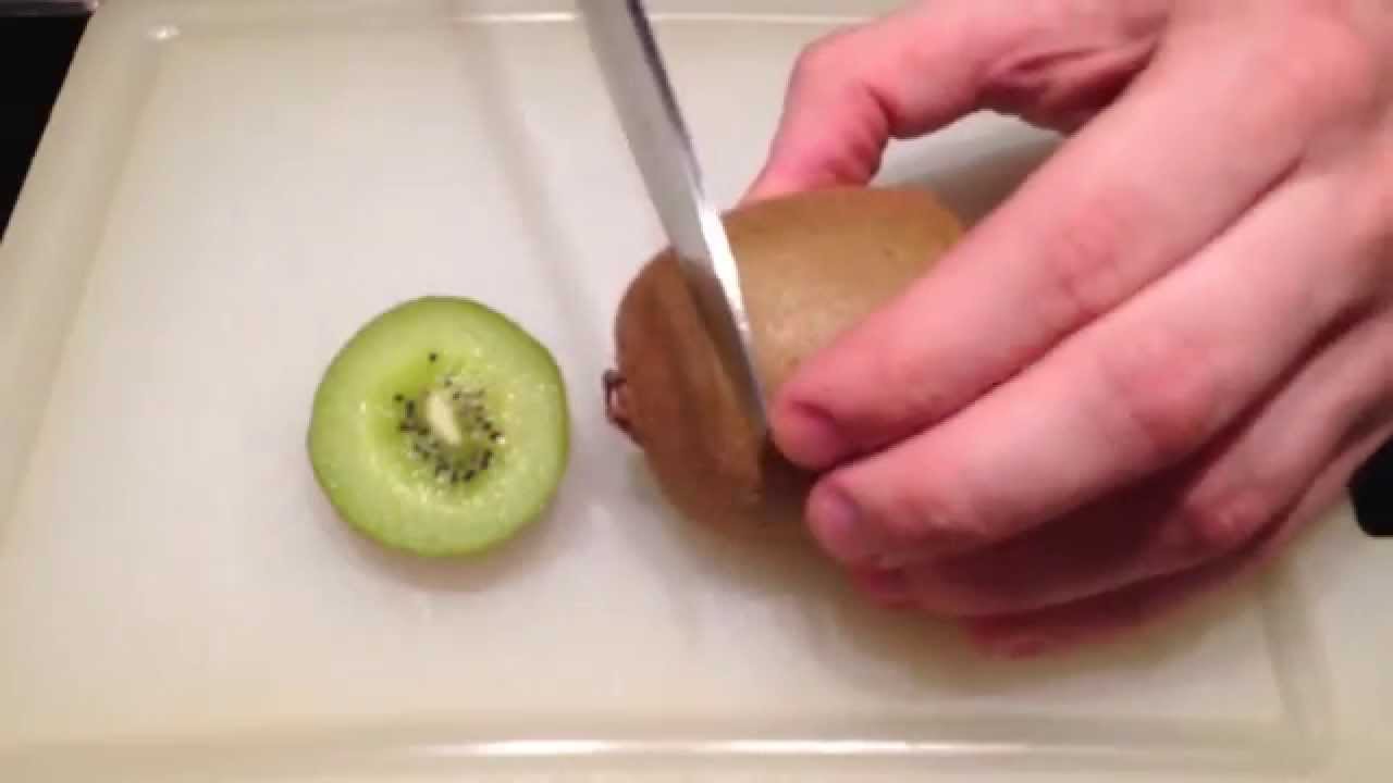 Best life hack / food hack for kiwi