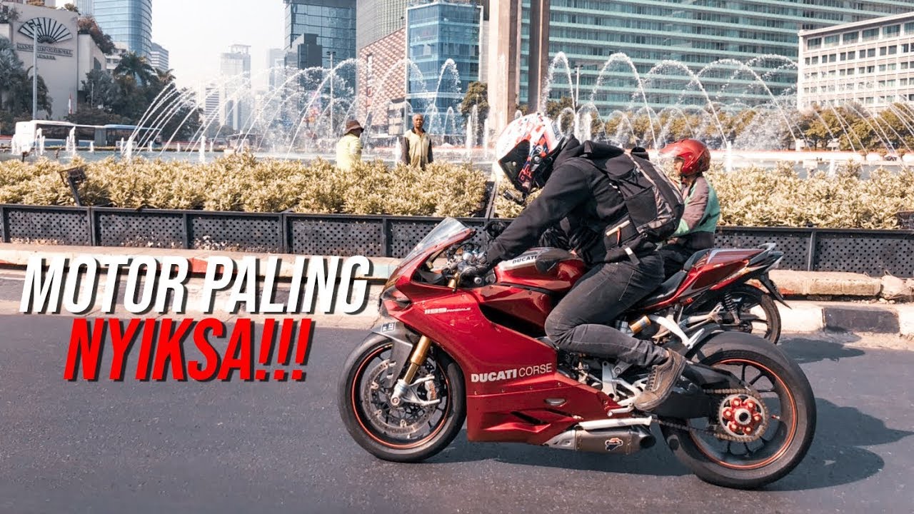 NYOBAIN DUCATI PANIGALE 1199 S