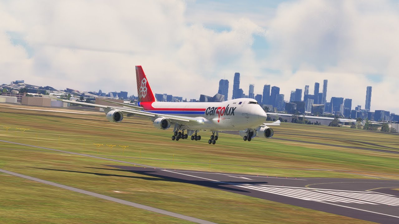 Not the Best Landing! Cargolux Boeing 747 Touchdown at Brisbane Airport