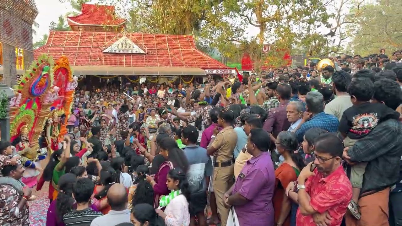 Thechikkottukavu Temple