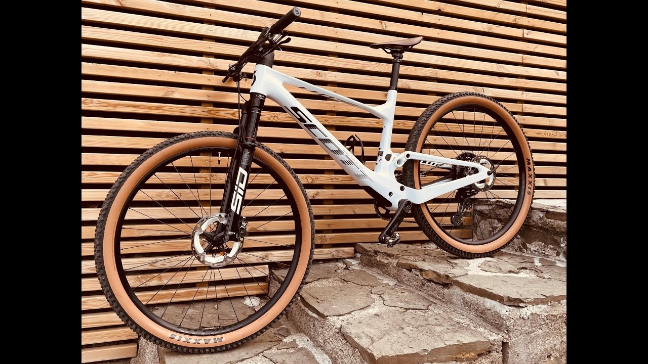Skien Fritidspark - Holtankollen down country Scott Spark Pro 2022 & Trek Top Fuel