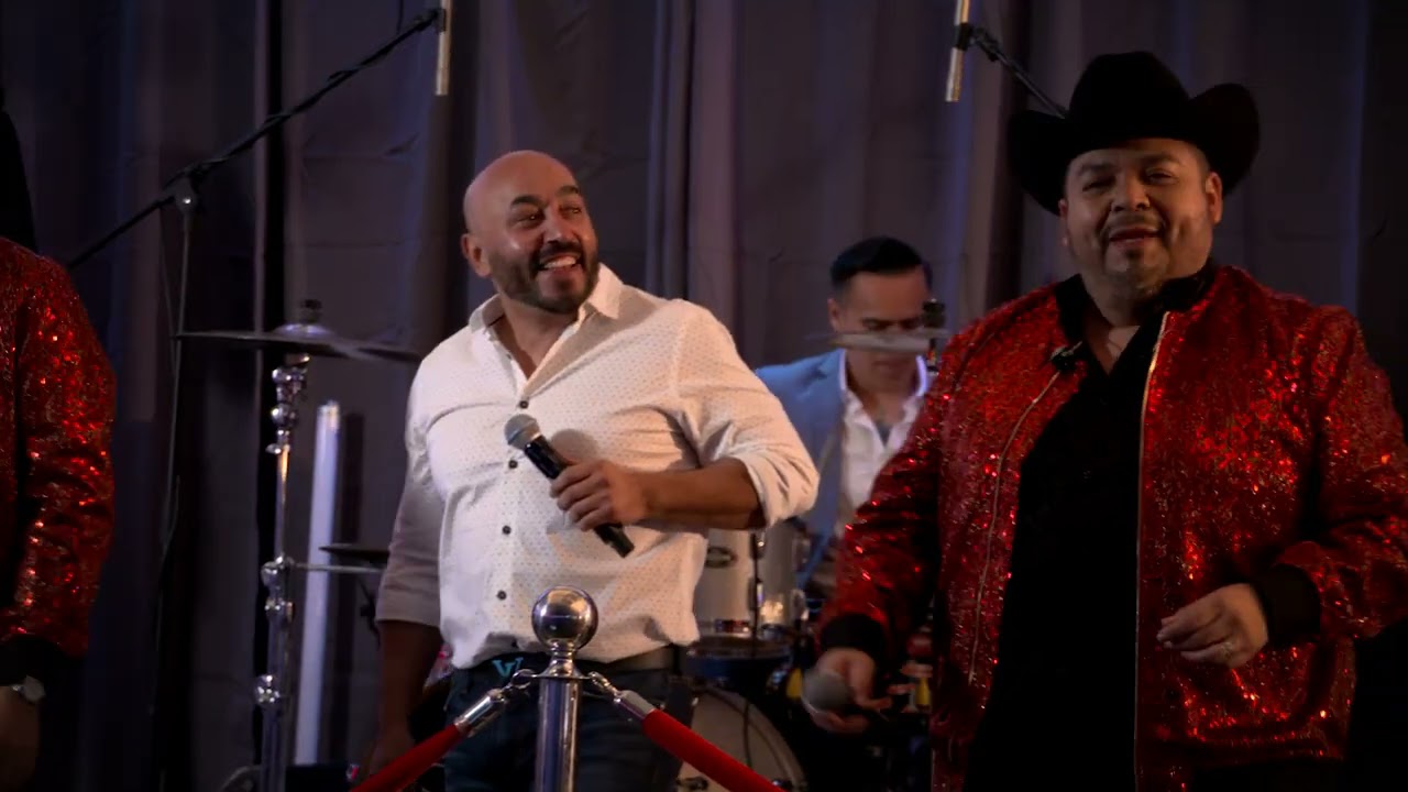 Voces del Rancho ft. Lupillo Rivera - Se les Peló Baltazar (Época Pesada) Live Prajin Parlay StudioZ