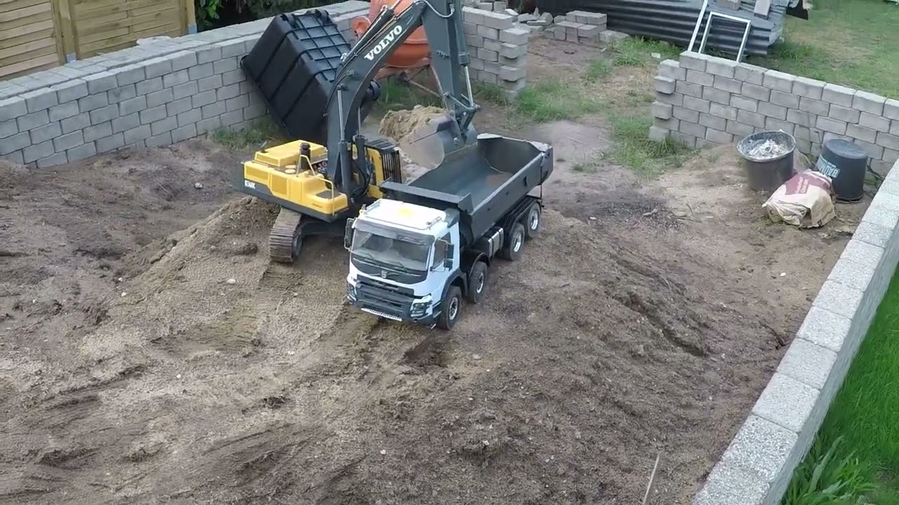 RC Volvo 8x8 Armageddon & RC4WD Volvo Bagger / als alles begann ￼
