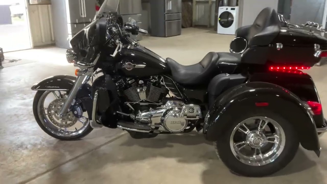 2022 Harley-Davidson FLHTCUTG Tri Glide Ultra Motorcycle | Online Auction on Repocast.com