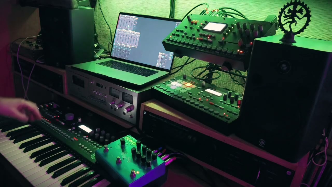 Night synth jam. Ritual Ambient improvisation #elektron #octatrack #analogkeys 