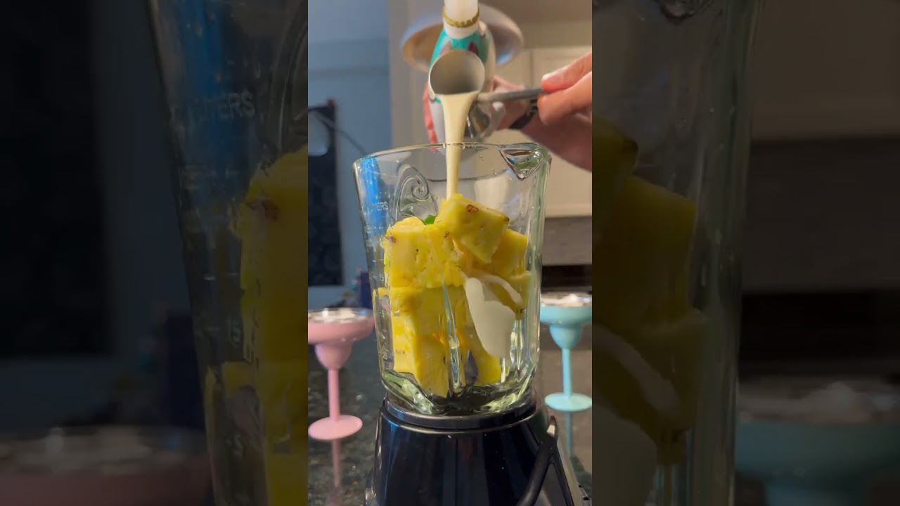 How to Make the Perfect Frozen Pineapple Margarita at Home?