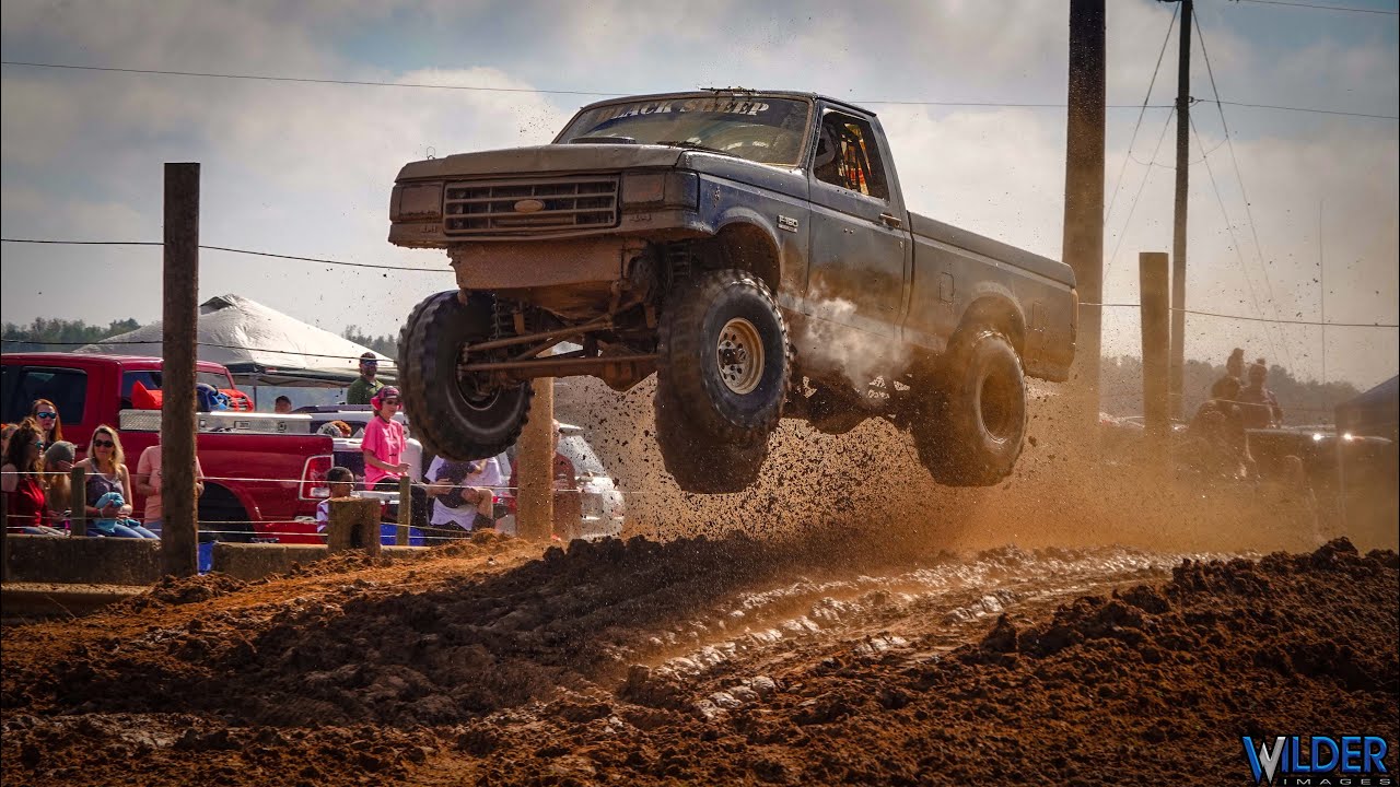 Twittys Mud Bog 2020 - DOT Tire Classes