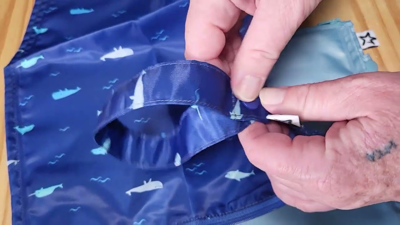 How To Transport Your Cosmetics or Wet Swimsuits