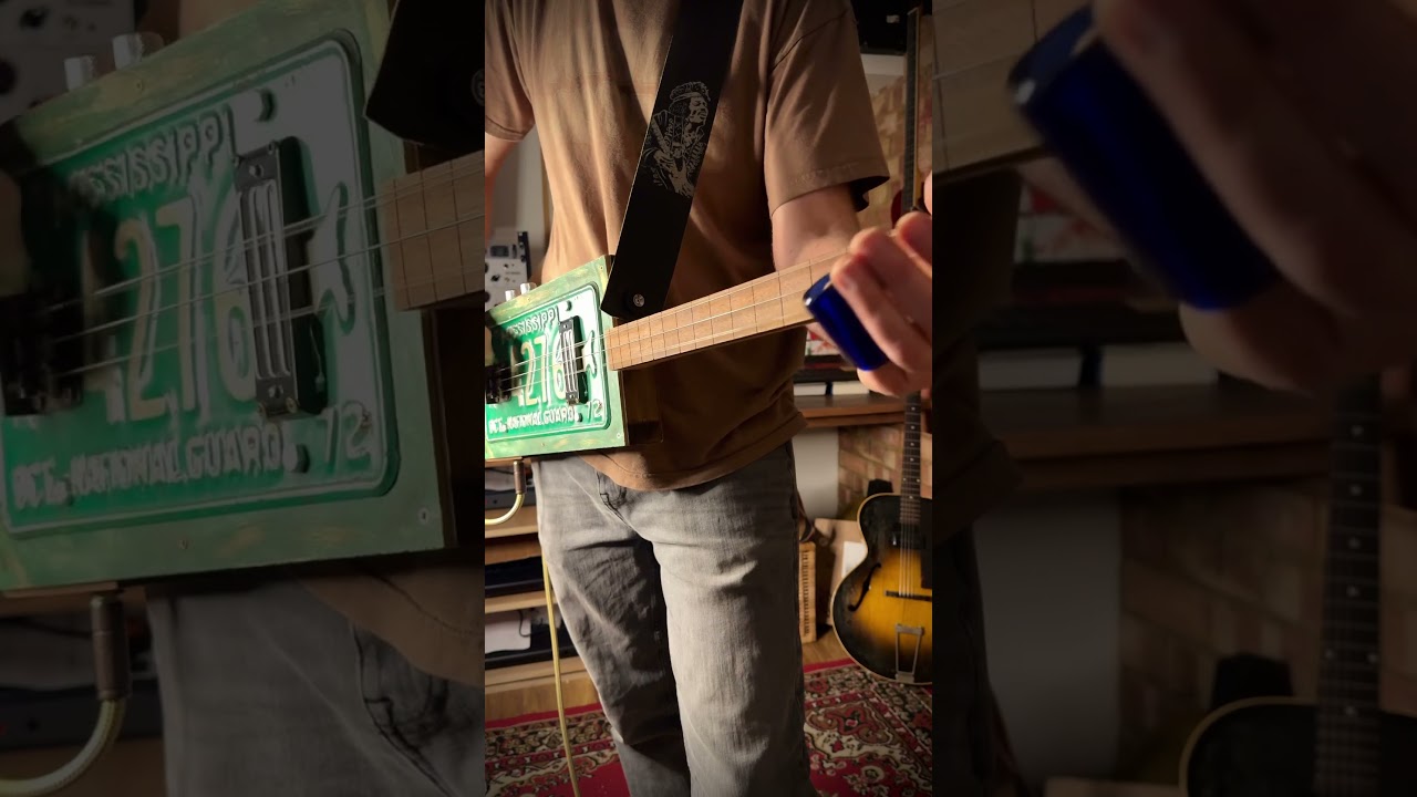 3 string Cigar Box Guitar Riff #slideguitar #deltablues