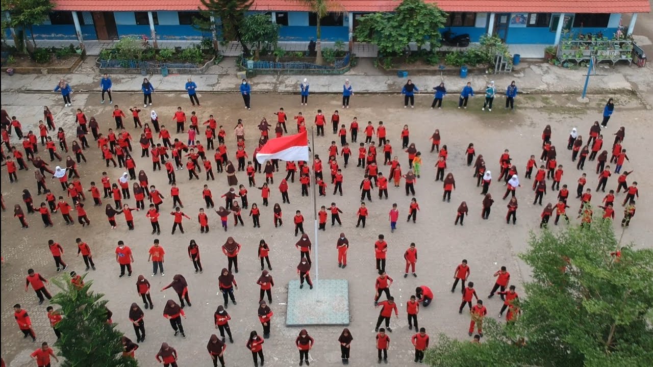Kegiatan Rutin Senam Pagi Setiap Sabtu SDN 50 Palembang | Drone Footage