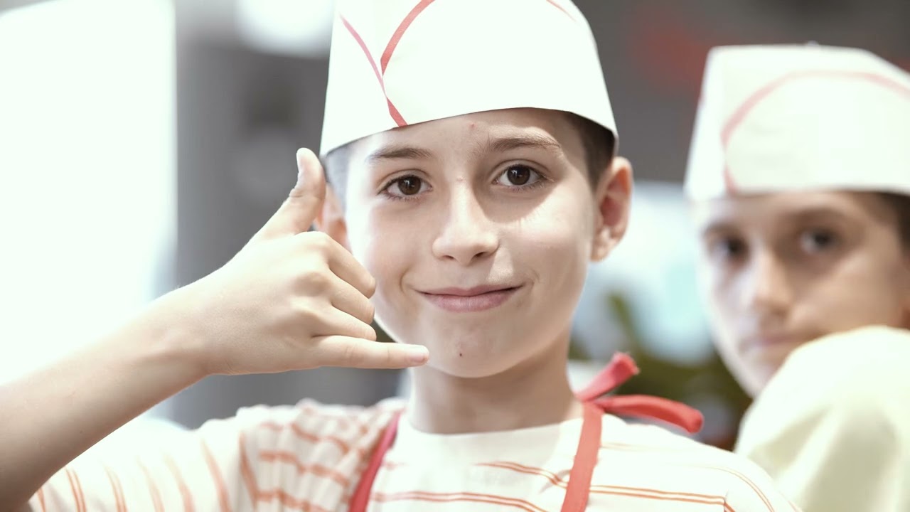 Gatuani me SMEG │ Chef Albana Man&ccedil;ja x Kids Food Lovers