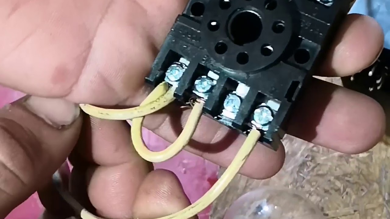 طريقة ربط وتنضيم تايمر Naidian NDS8R (DH48S-S) للتقليب الاوتوماتيكي للفقاسه