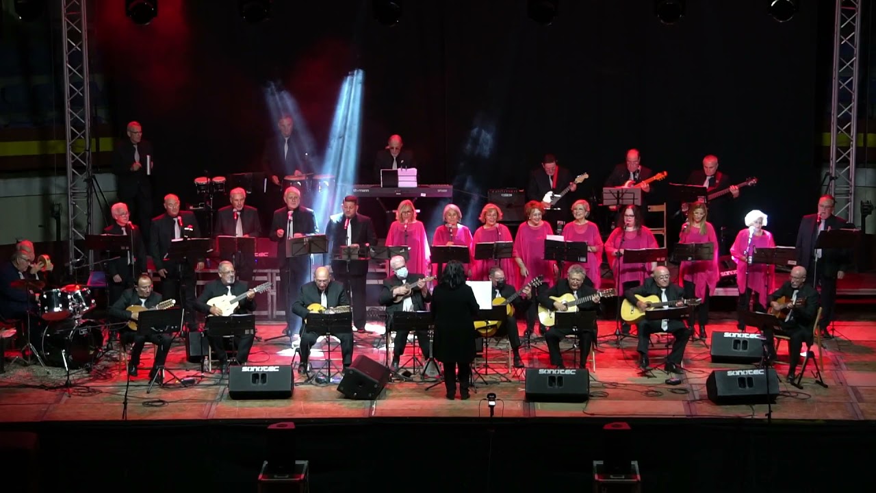 La Agrupación Musical Alborada dejó en Abarán una noche de boleros y temas melódicos