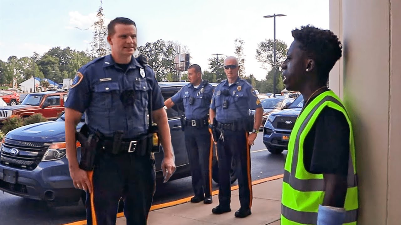 Selling COKE & POT Prank on Cops