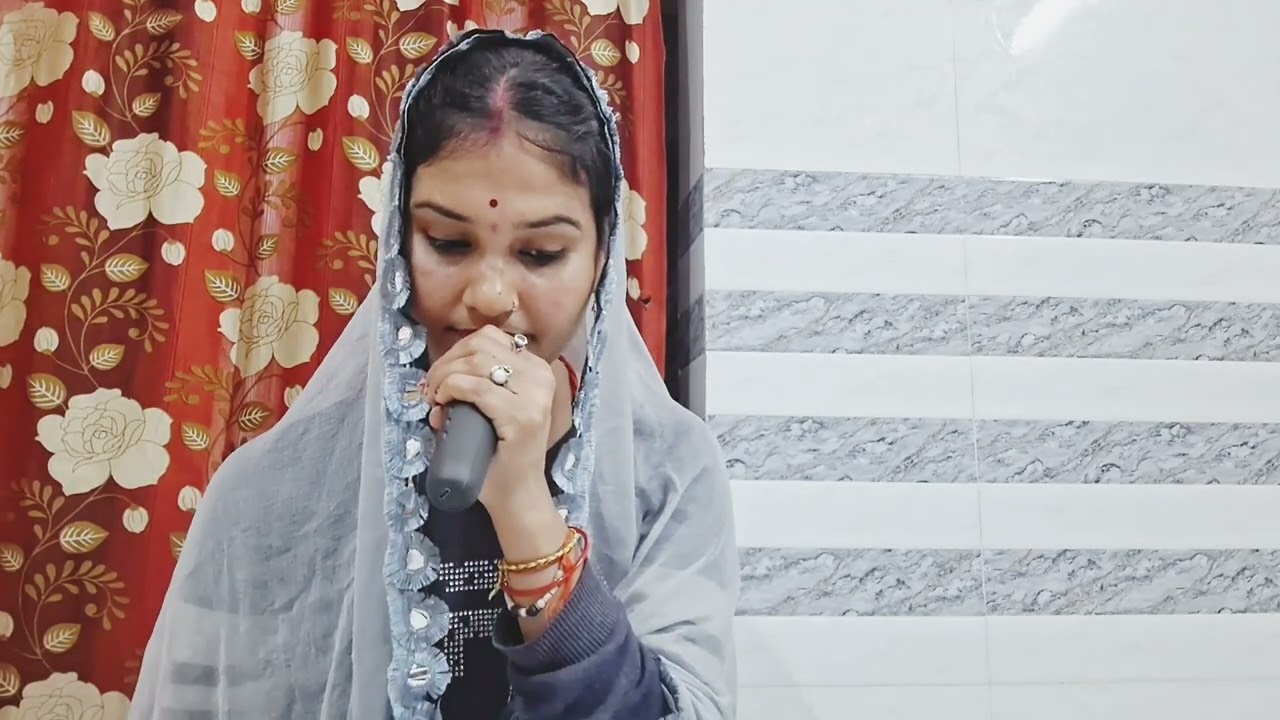 1Humare Do hi ristedar. 2mere banke bihari laal tu itna na kariyo sringar🙏 🙏 🙏 🙏 