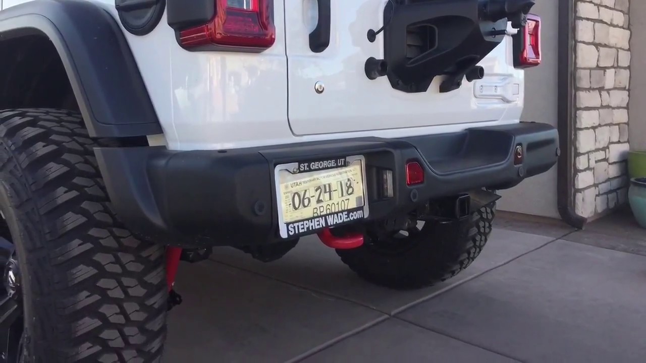 Jeep Wrangler JL rear bumper removal: How to remove the rear bumper on a jeep wrangler