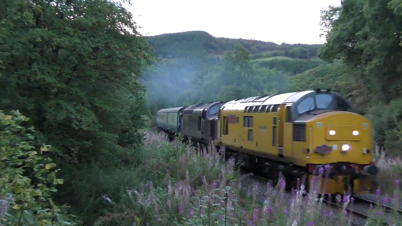 97302 and 37668 tackling Talerddig Bank. 05/09/25