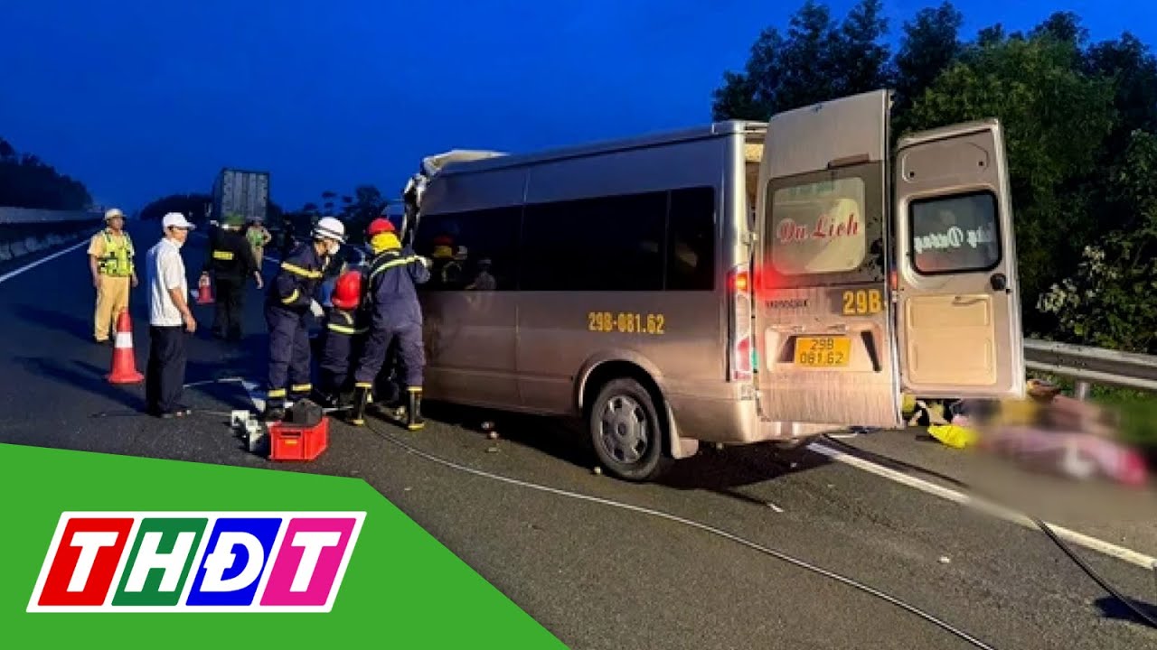 Xe đ&aacute;m cưới gặp tai nạn, 4 người tử vong | THDT