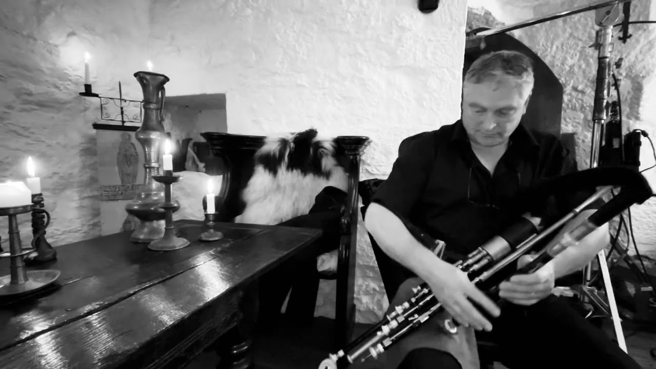 Ronan Browne – The Green Fields of Canada