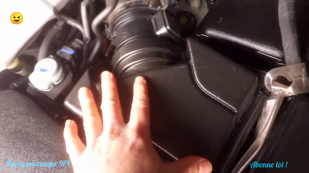 Démontage débitmètre Renault Laguna 3 coupé 2.0 DCI