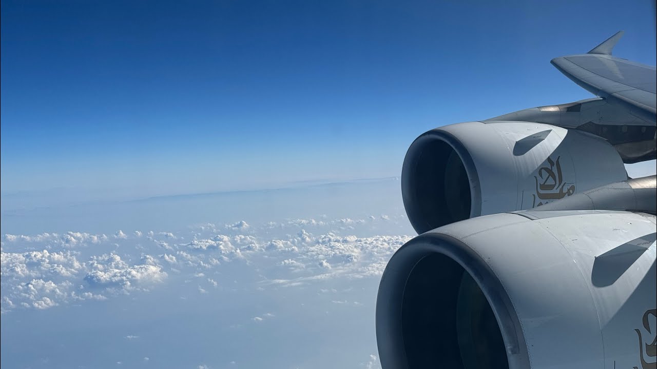 HD | Emirates | B777-300ER & A380-800 | A6-EGZ & A6-EEI | AMS-DXB-AMS | EK146 & EK147 | IFS 8