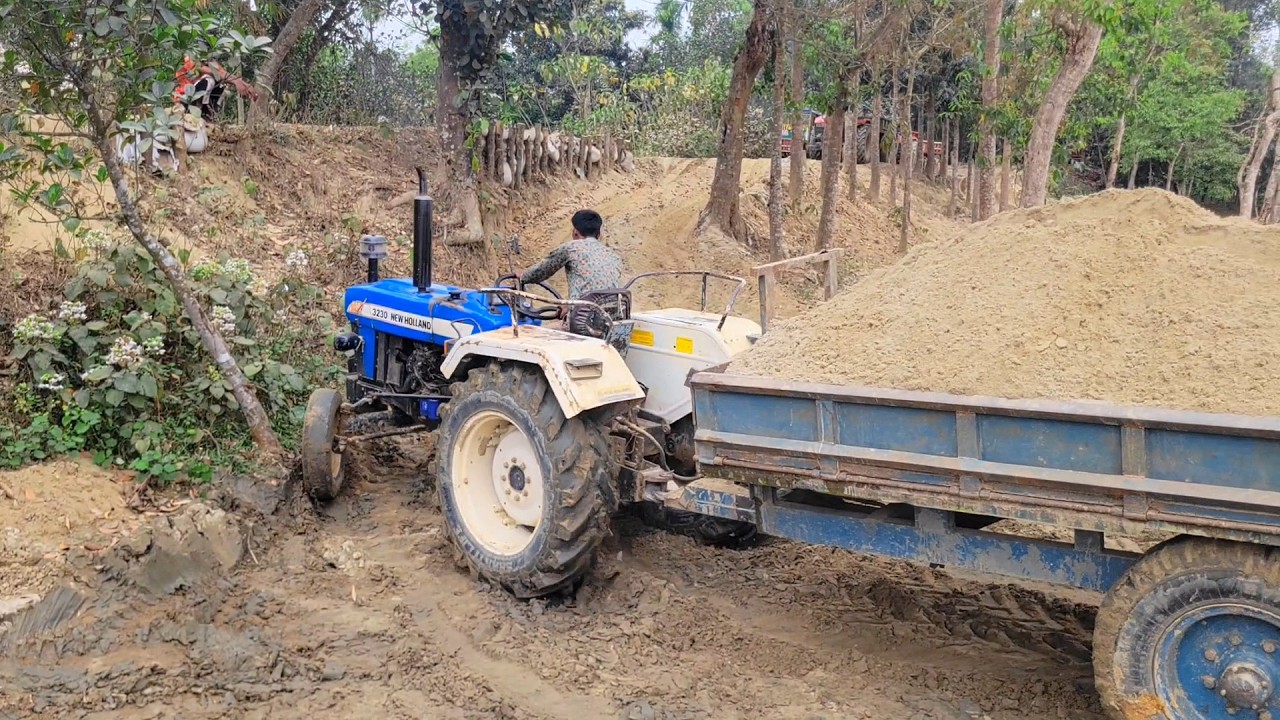 My All New Tractor Mahindra , Eicher And Others Tractor Fully Loaded Troly And Struggle In The Mud