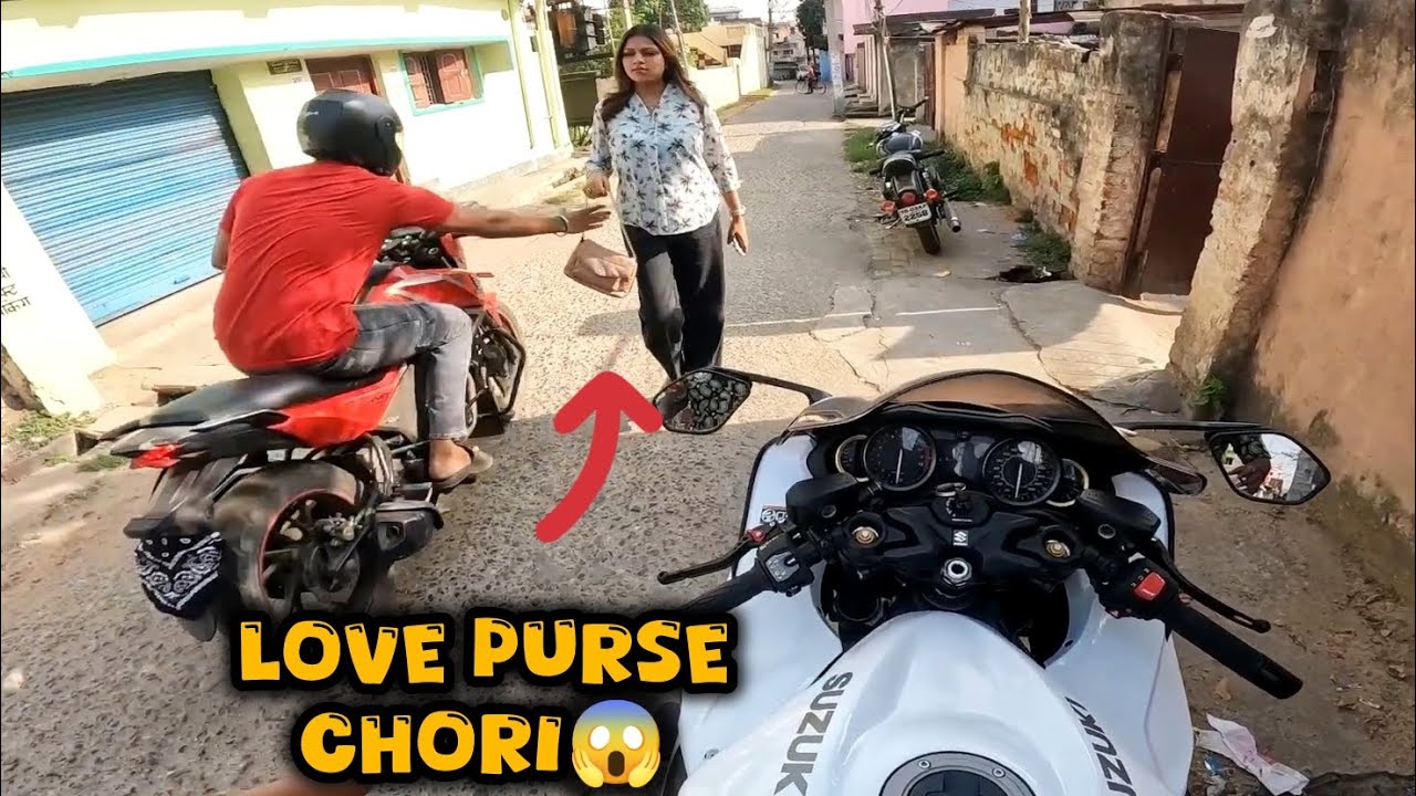 Girl Ka Purse Live Chori 😱 Gunga ko Pakad Liya 😡