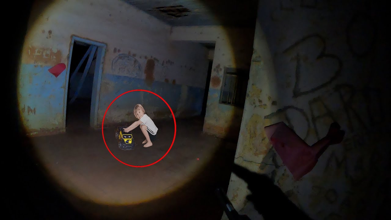 IMPRESSIONANTE O QUE O MENIN0 DA ESC0LA ABANDONADA ESTAVA FAZENDO