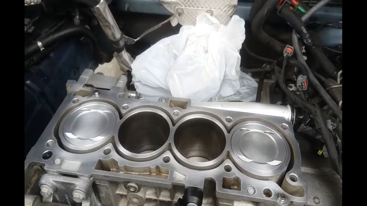 2014 Jeep Patriot 2WD Latitude 2.4 L Cylinder Head Gasket and Oil Pump Balance Shaft Replacement.