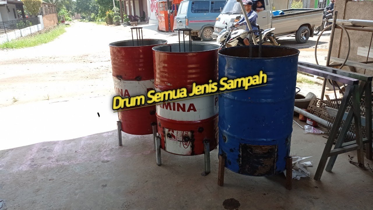 semua pasti bisa membuat pembakaran sampah dari  drum