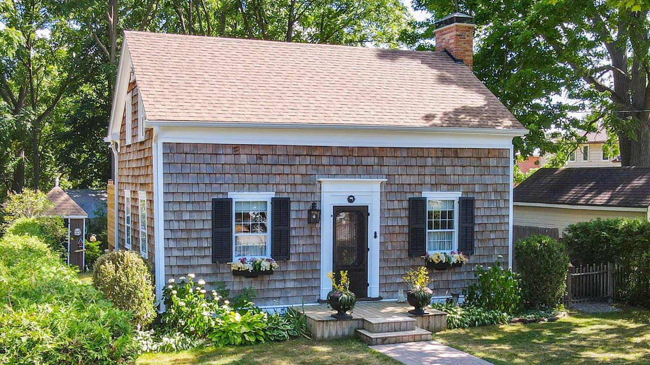 41 Russell Street East - Lindsay, Ontario