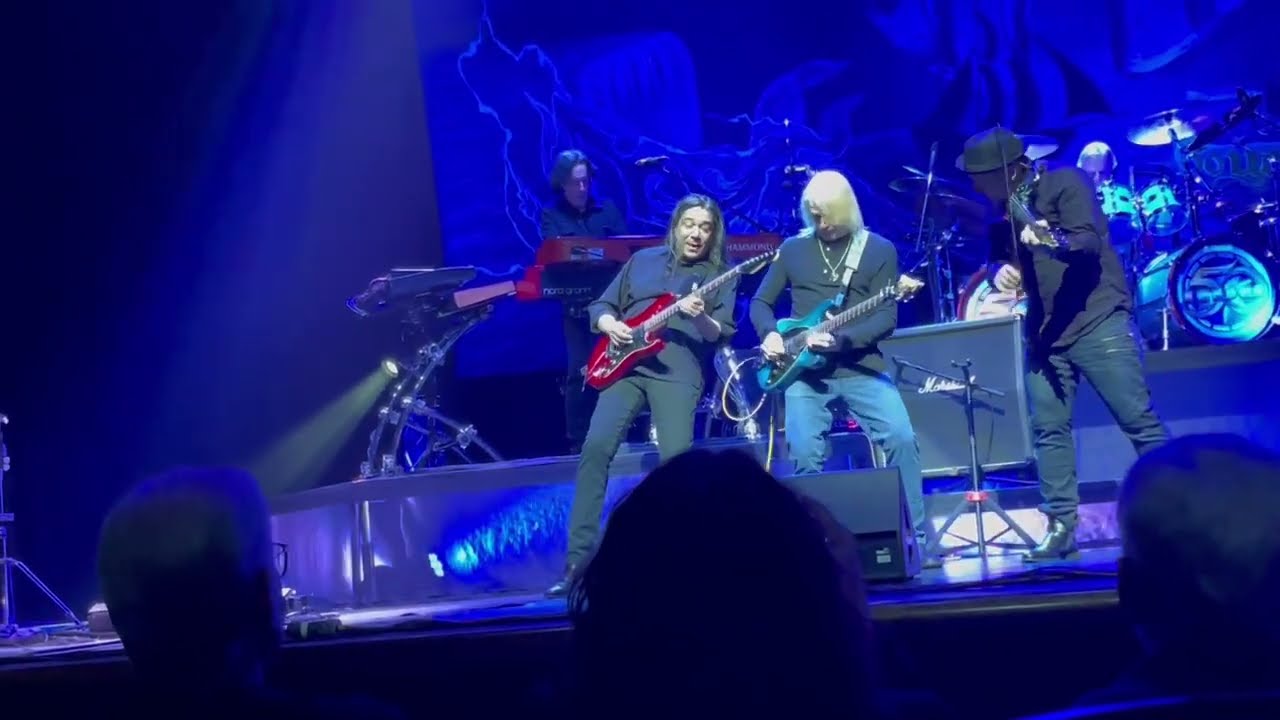 KANSAS Performs DOWN THE ROAD  with STEVE MORSE Dedicated to Robbie Steinhardt in Clearwater 1/20/24