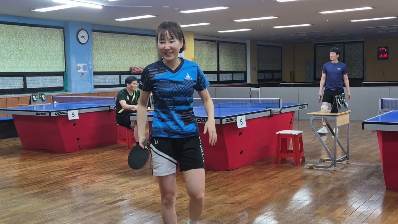 지경환탁구장  류서진 ㅡ 반탁 
