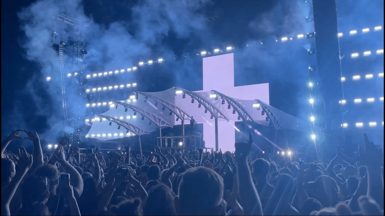 Martin Garrix Live - Nameless Music Festival