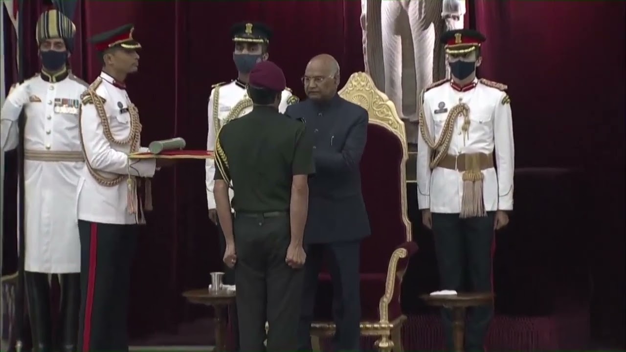 President Kovind presents Ati Vishisht Seva Medal to Lieutenant General Basant Kumar Repswal