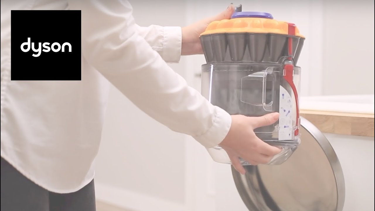 How to empty and clean the clear bin on your Dyson Ball&trade; cylinder vacuum