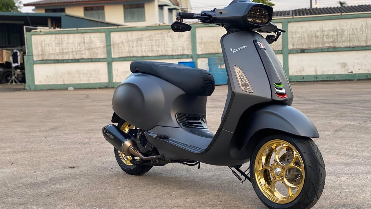 วัยรุ่นอิตาลี รีวิวVespa Sprint 150 ของแต่งเป็นแสน!!